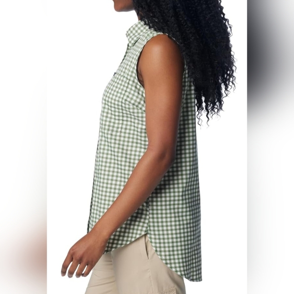 Columbia Tops - COLUMBIA Anytime Lite Sleeveless Shirt - Green Gingham - Size M (NWT)